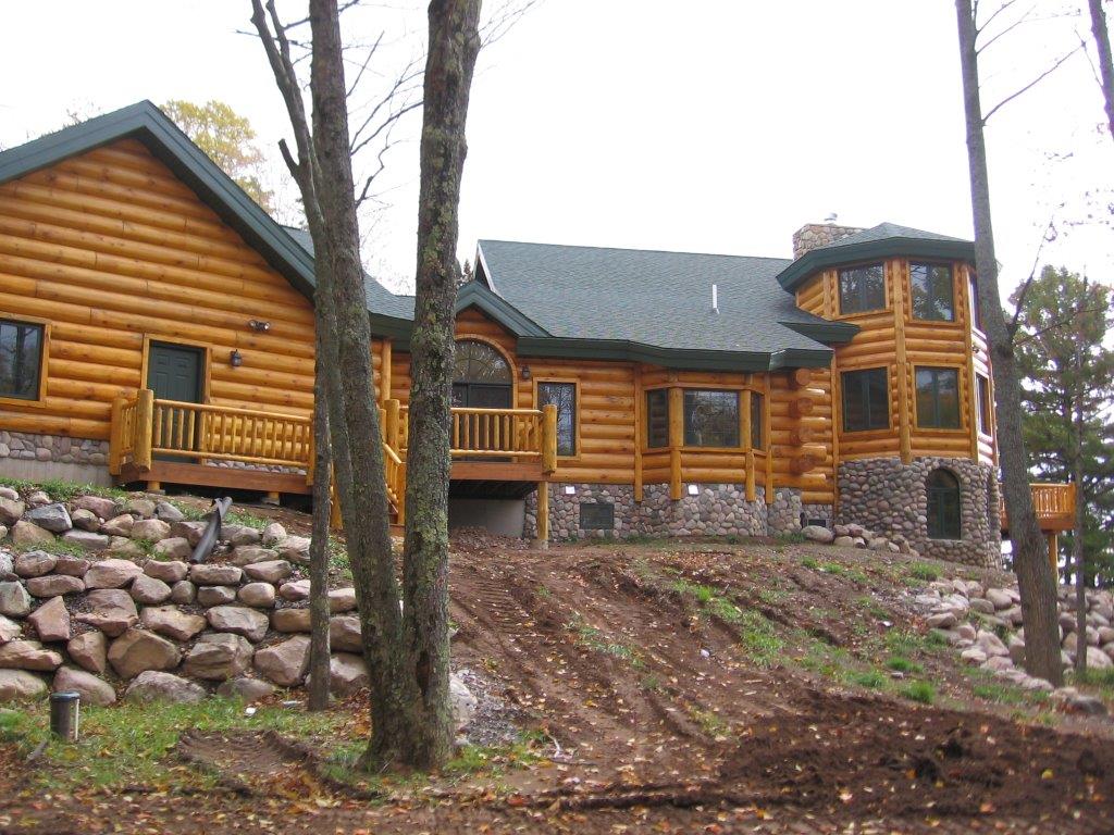 Private lake home lakeside